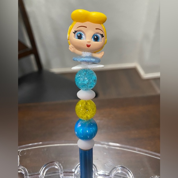 Princess Ballerina Cinderella Doorable Pen - Picture 1 of 2